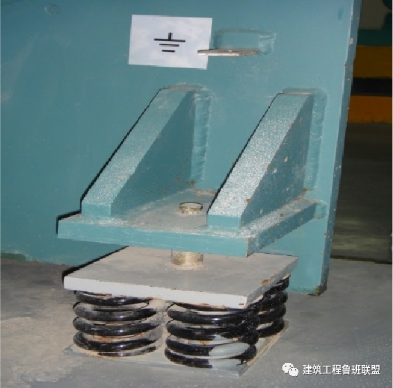 支吊架制作安装多少钱一公斤_成品支吊架安装_支吊架安装要求